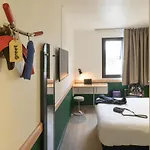 Hotel Greet Centre - Route De Normandie By Accor Evreux