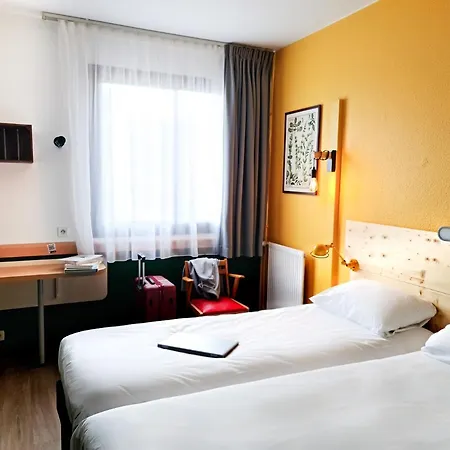 호텔 Greet Centre - Route De Normandie By Accor 3*