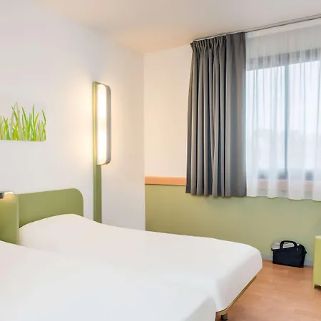 Greet Centre - Route De Normandie By Accor Hotel