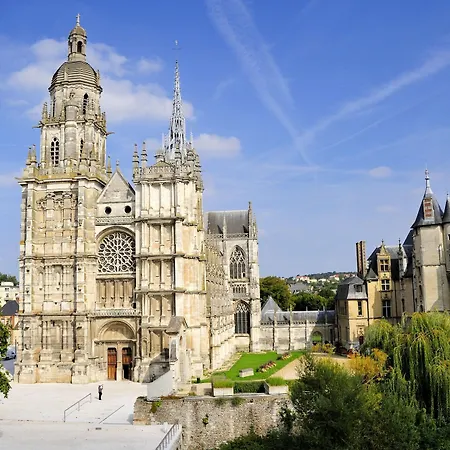 Greet Centre - Route De Normandie By Accor 3*