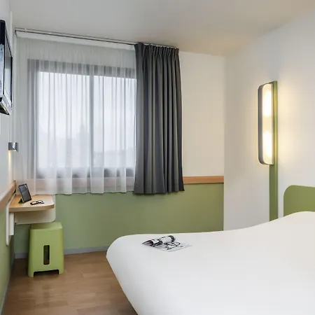 Hotel Greet Centre - Route De Normandie By Accor