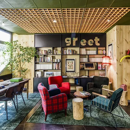 Greet Centre - Route De Normandie By Accor Hotel Évreux