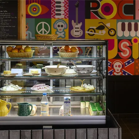 Greet Centre - Route De Normandie By Accor Hotel Évreux