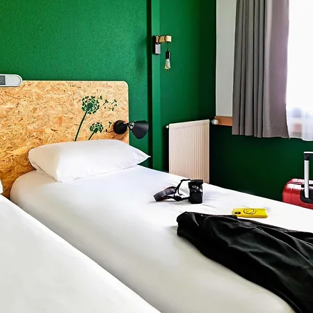 Greet Centre - Route De Normandie By Accor 3* Эврё
