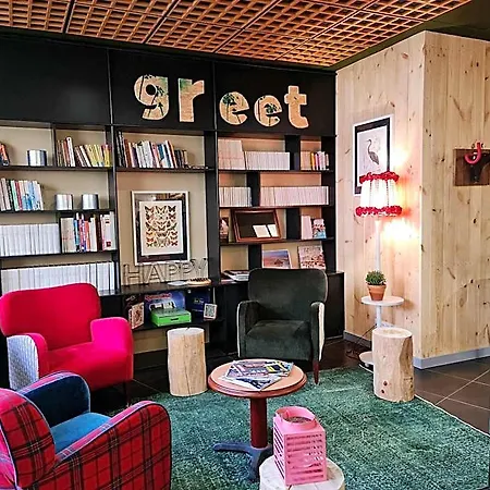 Hotel Greet Centre - Route De Normandie By Accor Évreux