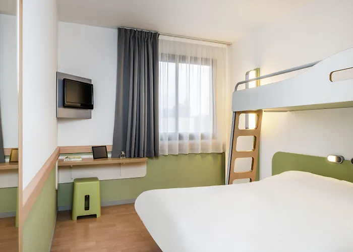 Greet Centre - Route De Normandie By Accor Évreux