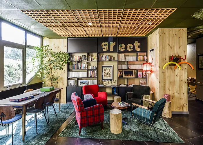 Greet Centre - Route De Normandie By Accor Otel Évreux